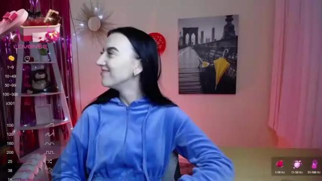 Image 2 of toma_a Stream on Chaturbate on 14 months ago