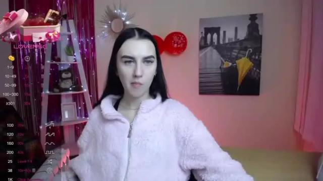 Image 3 of toma_a Stream on Chaturbate on 14 months ago