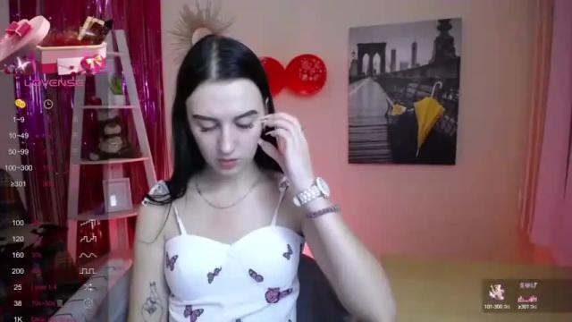 Image 4 of toma_a Stream on Chaturbate on 14 months ago