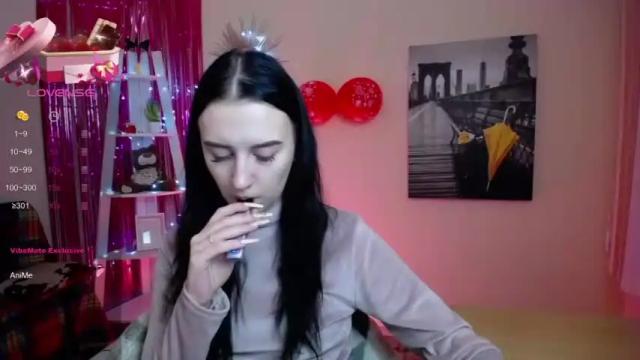 Image 3 of toma_a Stream on Chaturbate on 14 months ago