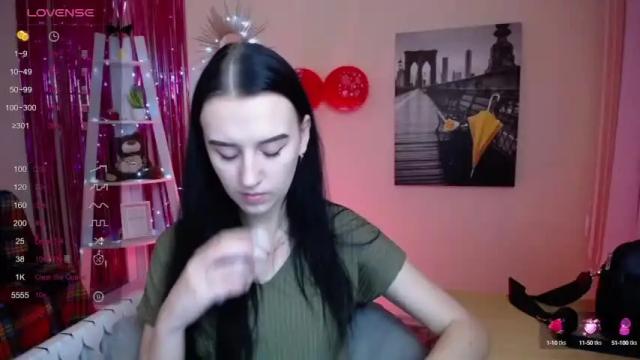 Image 3 of toma_a Stream on Chaturbate on 14 months ago