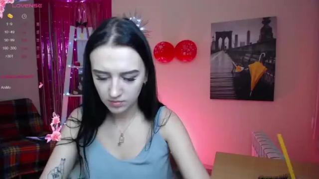 Image 3 of toma_a Stream on Chaturbate on 14 months ago