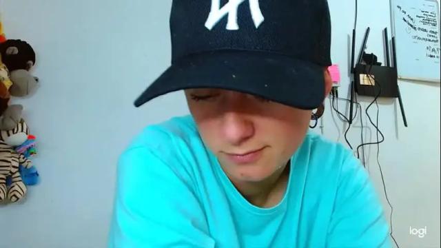 Image 2 of tomboyblue Stream on Chaturbate on 1 month ago