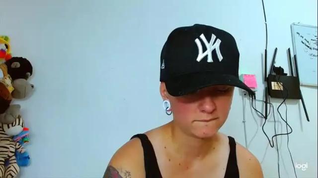 Image 8 of tomboyblue Stream on Chaturbate on 1 month ago