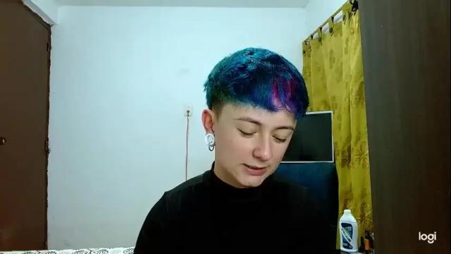 Image 4 of tomboyblue Stream on Chaturbate on 29 days ago