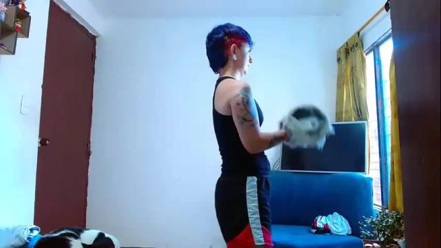 Image 2 of tomboyblue Stream on Chaturbate on 1 month ago