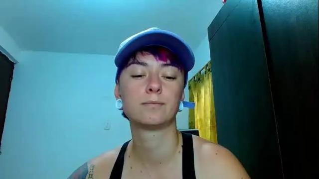 Image 10 of tomboyblue Stream on Chaturbate on 1 month ago