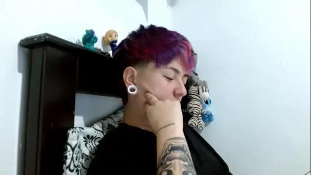 Image 2 of tomboyblue Stream on Chaturbate on 1 month ago