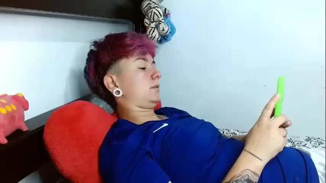 Image 11 of tomboyblue Stream on Chaturbate on 23 days ago