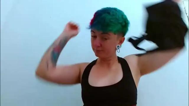 Image 3 of tomboyblue Stream on Chaturbate on 2 months ago