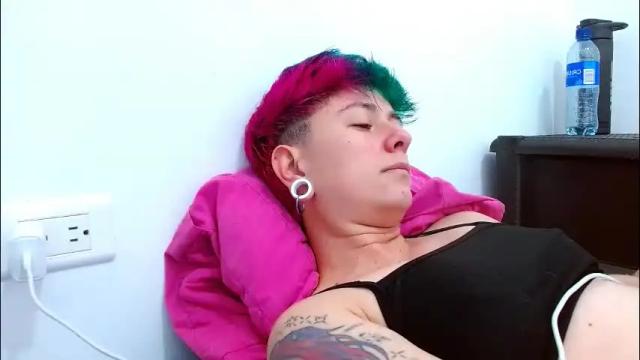 Image 10 of tomboyblue Stream on Chaturbate on 1 month ago