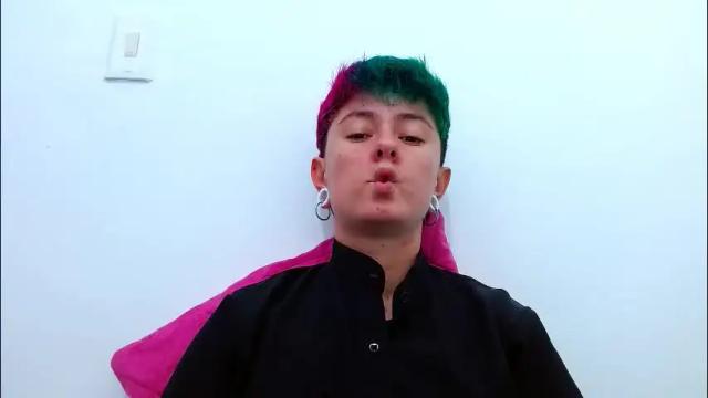 Image 2 of tomboyblue Stream on Chaturbate on 1 month ago