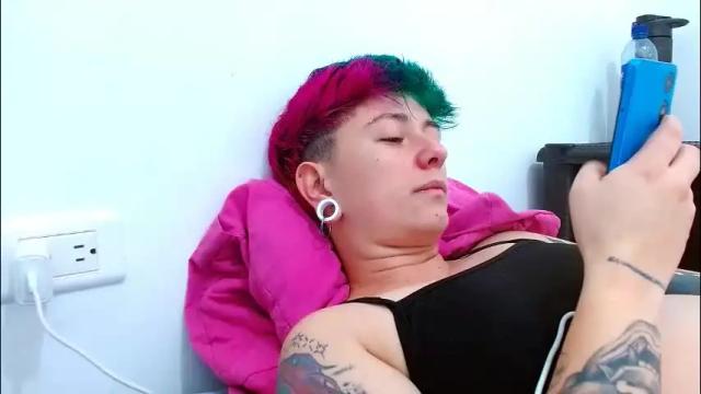 Image 7 of tomboyblue Stream on Chaturbate on 1 month ago