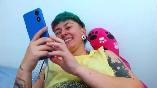 Image 2 of tomboyblue Stream on Chaturbate on 1 month ago