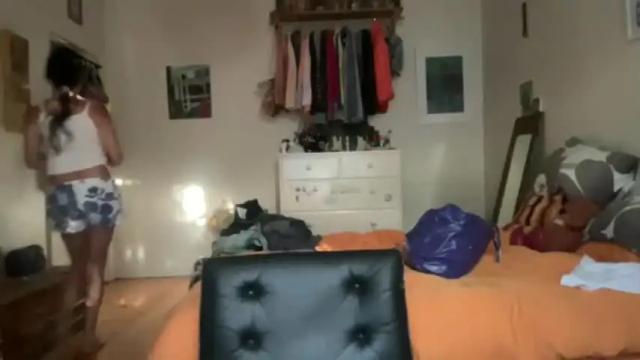 Image 4 of tomboyskank Stream on Chaturbate on 16 months ago