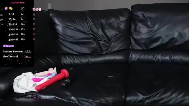 Image 4 of tomimichelle Stream on Chaturbate on 1 month ago