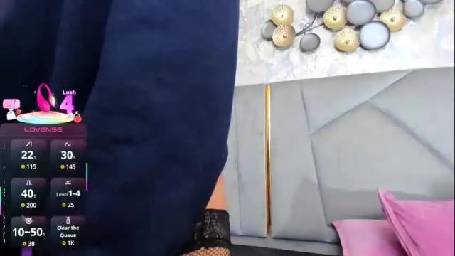 Image 8 of tomlondon_ Stream on Chaturbate on 25 days ago