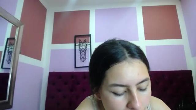 Image 3 of tommson_antonella Stream on Chaturbate on 16 months ago