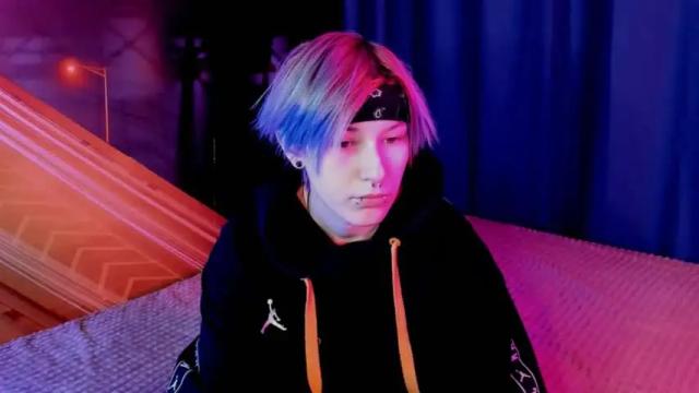 Image 2 of toni_miller Stream on Chaturbate on 15 months ago