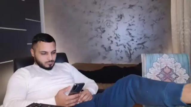 Image 12 of tonyhunt1 Stream on Chaturbate on 18 months ago