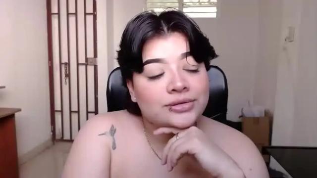 Image 3 of toomboy_ Stream on Chaturbate on 17 months ago