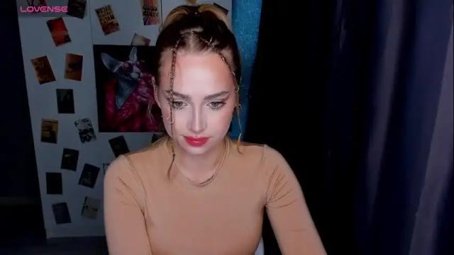 Image 8 of top_twins Stream on Chaturbate on 8 months ago