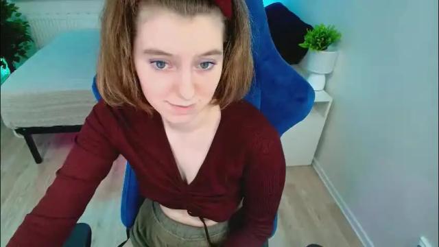 Image 6 of topcranberry Stream on Chaturbate on 1 month ago