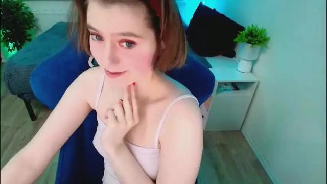 Image 12 of topcranberry Stream on Chaturbate on 26 days ago