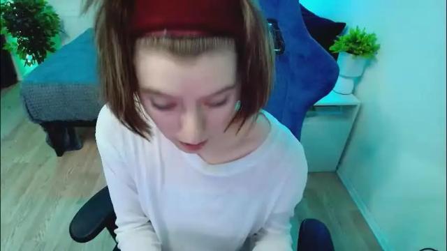 Image 7 of topcranberry Stream on Chaturbate on 27 days ago