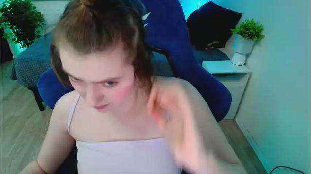 Image 10 of topcranberry Stream on Chaturbate on 23 days ago