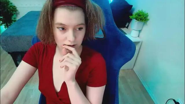 Image 3 of topcranberry Stream on Chaturbate on 19 days ago