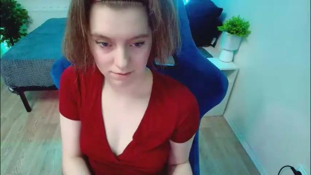 Image 6 of topcranberry Stream on Chaturbate on 19 days ago