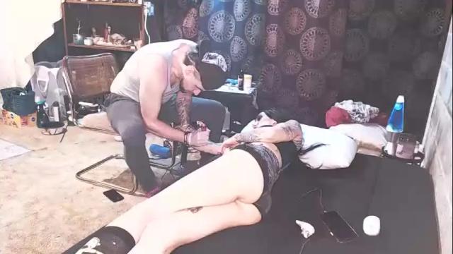 Image 3 of tori_vixx Stream on Chaturbate on 18 months ago