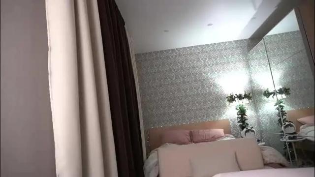 Image 10 of torinova Stream on Chaturbate on 23 days ago