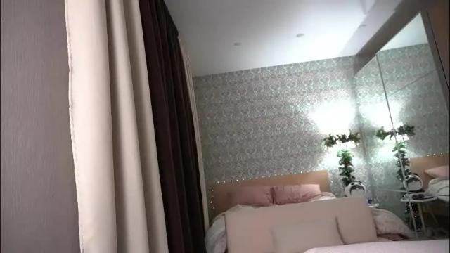 Image 7 of torinova Stream on Chaturbate on 23 days ago