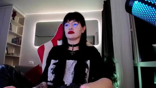 Image 11 of toriwick Stream on Chaturbate on 16 months ago