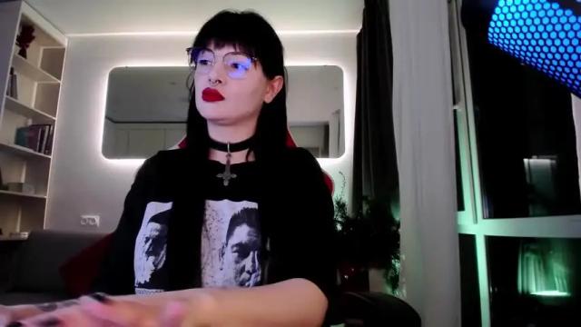 Image 7 of toriwick Stream on Chaturbate on 16 months ago