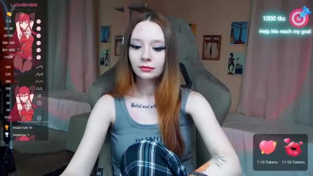 Image 3 of tory_low Stream on Chaturbate on 16 months ago