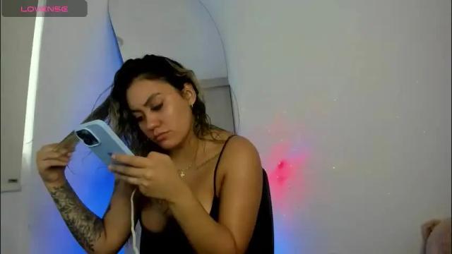 Image 4 of torycooper Stream on Chaturbate on 23 days ago