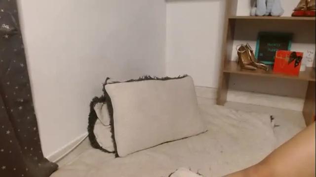 Image 6 of torysmiles Stream on Chaturbate on 6 months ago