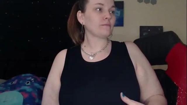 Image 10 of toxiclilly Stream on Chaturbate on 20 days ago