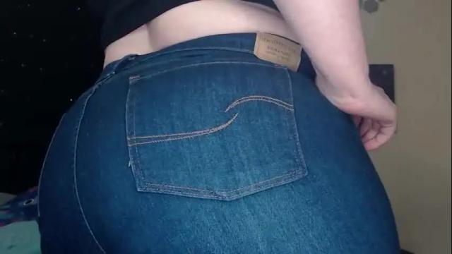 Image 2 of toxiclilly Stream on Chaturbate on 20 days ago