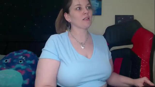 Image 10 of toxiclilly Stream on Chaturbate on 1 month ago
