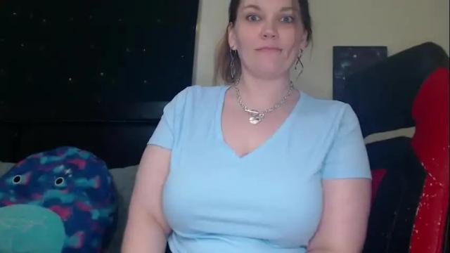 Image 7 of toxiclilly Stream on Chaturbate on 1 month ago