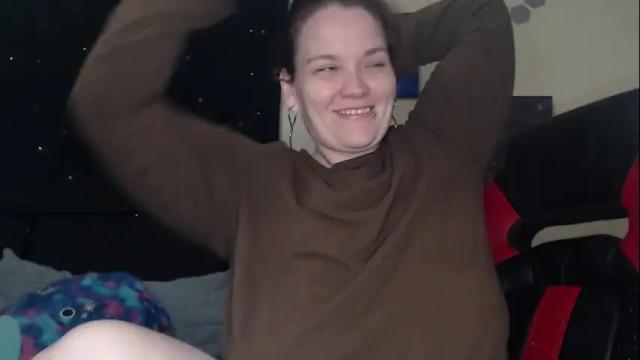 Image 10 of toxiclilly Stream on Chaturbate on 23 days ago