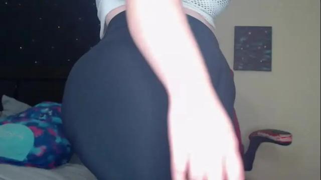 Image 10 of toxiclilly Stream on Chaturbate on 13 days ago