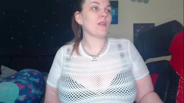 Image 6 of toxiclilly Stream on Chaturbate on 13 days ago
