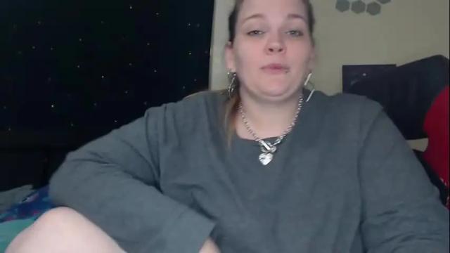 Image 3 of toxiclilly Stream on Chaturbate on 1 month ago