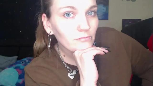 Image 11 of toxiclilly Stream on Chaturbate on 1 month ago