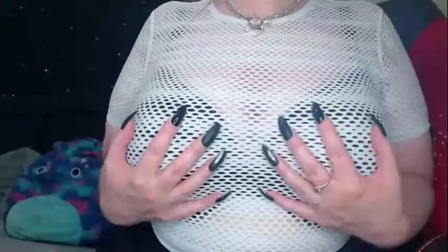 Image 10 of toxiclilly Stream on Chaturbate on 1 month ago